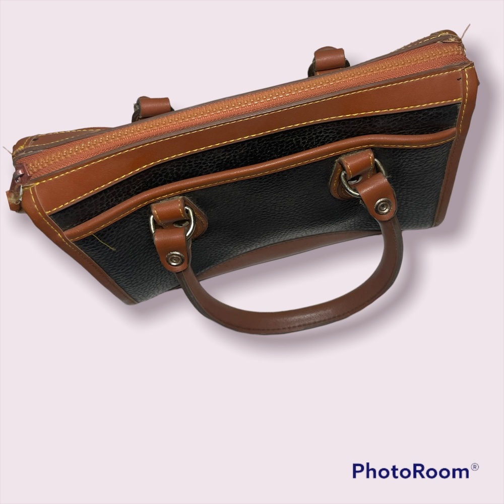 VINTAGE DOONEY AND BOURKE BAG